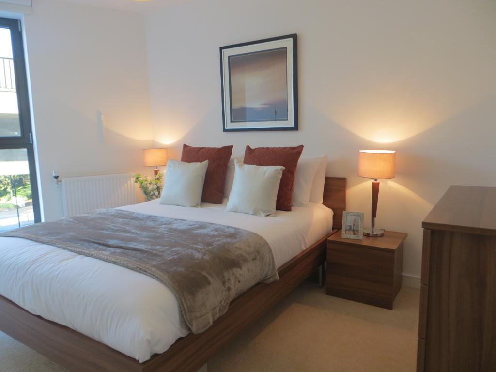 Kingfisher Heights, 2 Bramwell Way, Pontoon Dock, London, E16 2FP